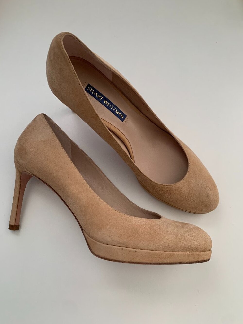 Stuart Weitzman Tan Suede Pointed-Toe Pumps size 6